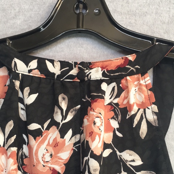 TORRID Cool Comfy Summer Lightweight Georgette Sleeveless Floral Long Line Tunic - Picture 8 of 16